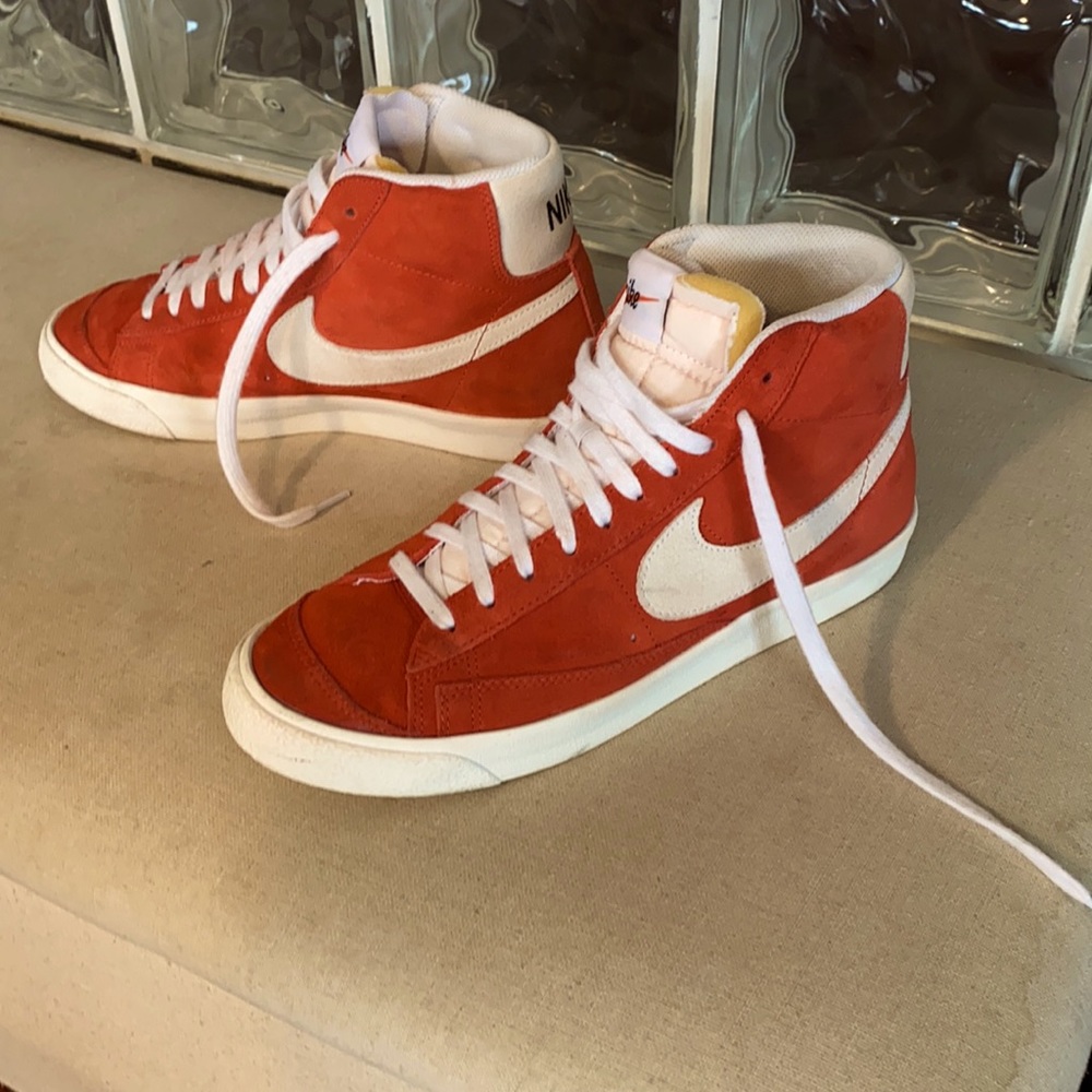 Nike blazer 77 suede habanero red